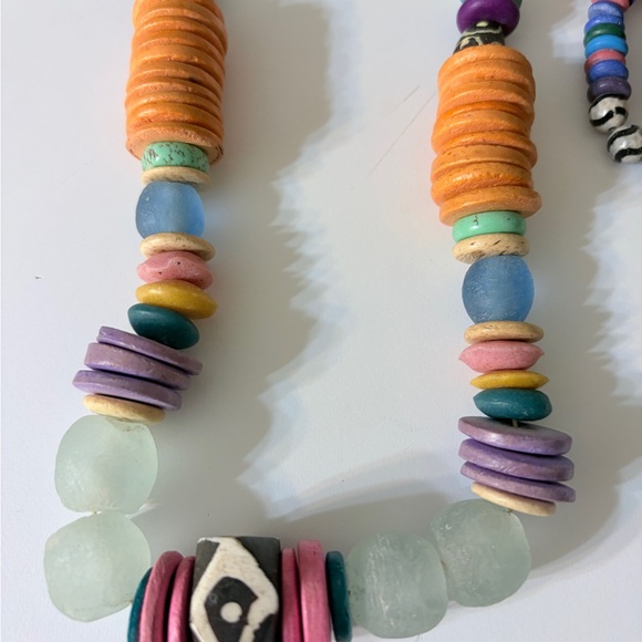 Colorful Beaded Necklace and Bracelet Set - Picture 2 of 3